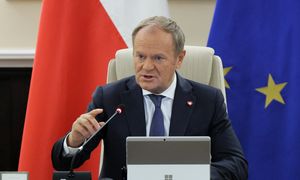 Nauczyciele odwołują wycieczki. Jest reakcja Tuska ws. wynagrodzeń