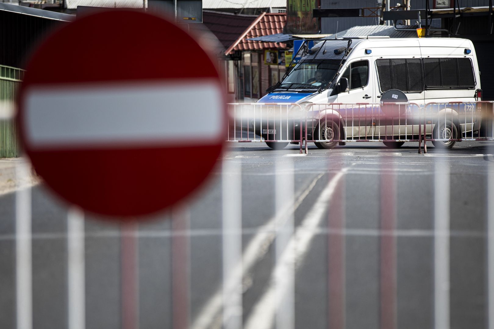 Koronawirus w Polsce. Policja zapowiada wzmożone kontrole