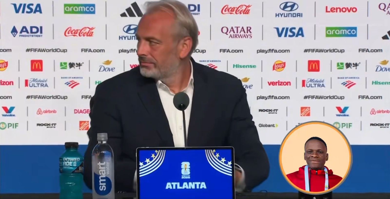 Sebastien Desabre na konferencji prasowej