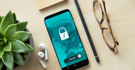 Cyberbezpieczeństwo w biznesie – jak chronić swoje dane i unikać ataków hakerskich?