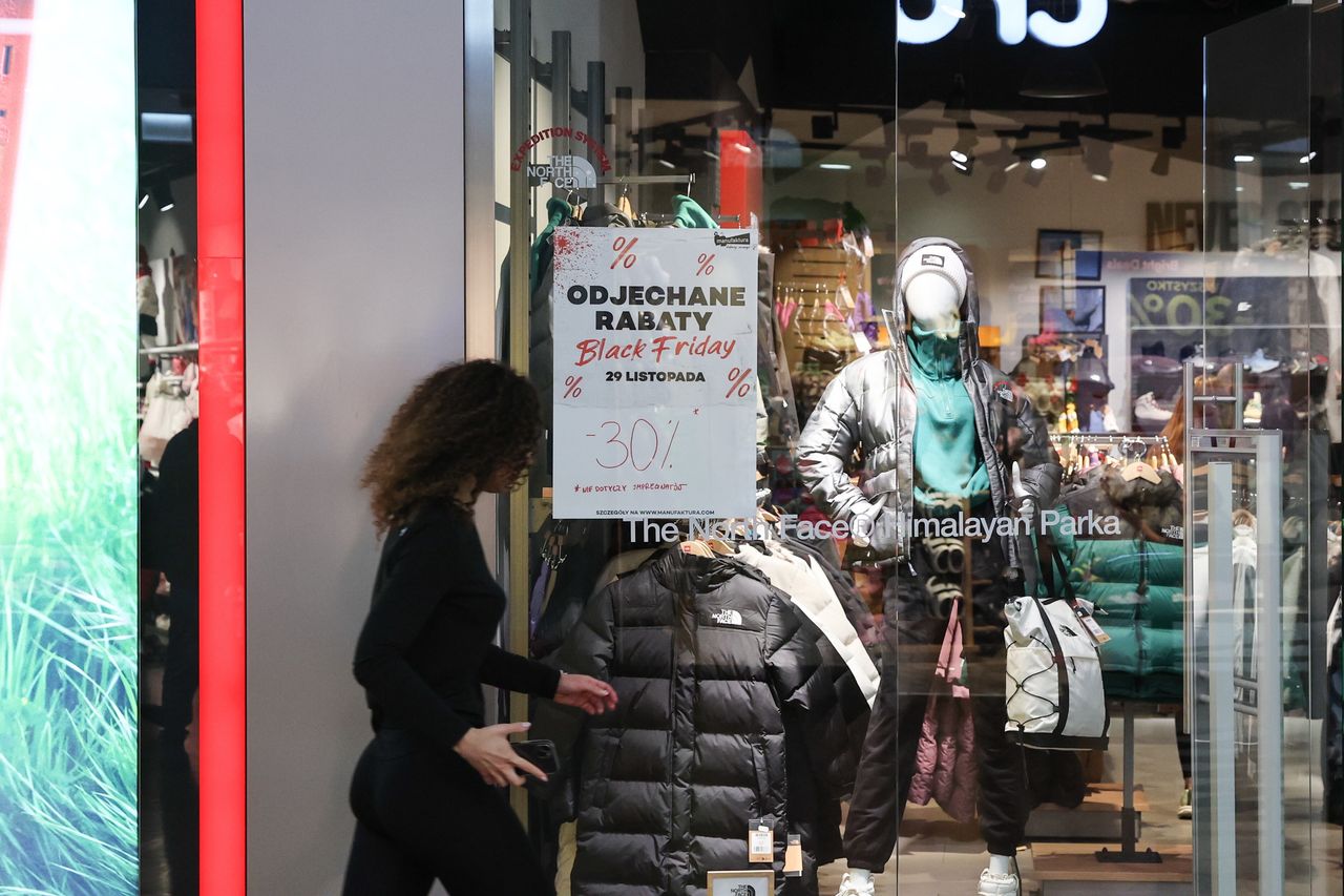 Polacy ruszają po promocje. Boją się jednej rzeczy