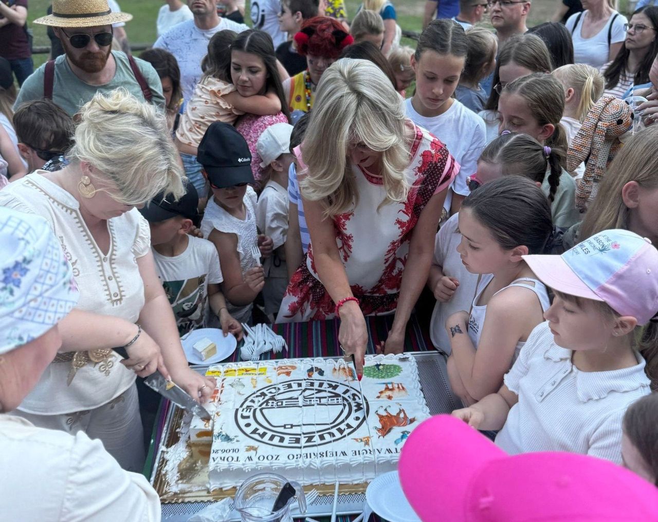 Dzień Dziecka w Parku Etnograficznym w Tokarni. Otwarcie Wiejskiego Zoo, jarmark i konkursy z nagrodami. Zobacz zdjęcia