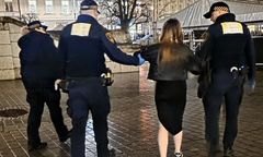 Atak na Rynku w Krakowie. Kobieta ma rozerwane ucho