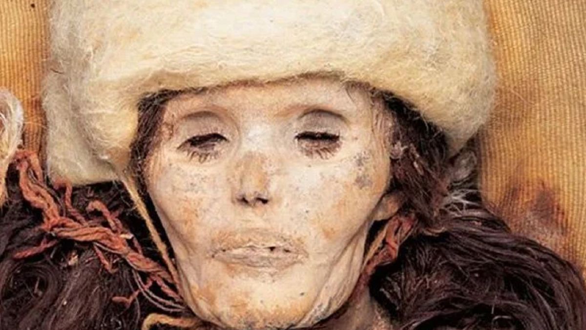 Ciała zostały zakonserwowane w sposób naturalny.