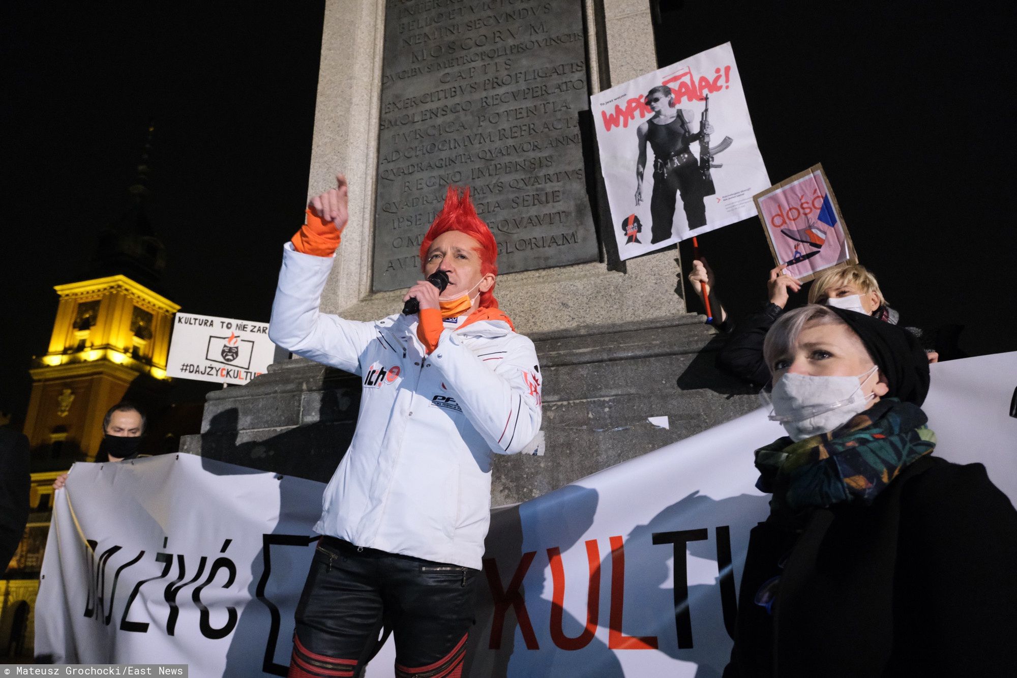 Michał Wiśniewski na proteście artystów