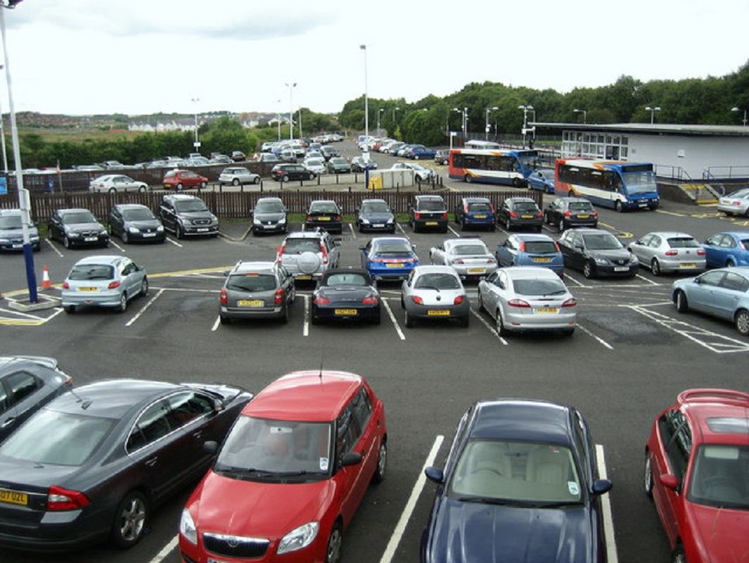 Jeden z parkingów w Londynie