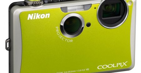 Nikon Coolpix S1100pj, czyli projektor w aparacie