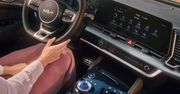 Popularny SUV zmienił się nie do poznania. Kia Sportage ma dwa ekrany po 12,3 cala