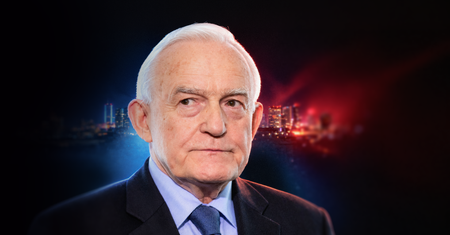 "Buzuje w nim chęć zemsty". Miller kreśli plan Kaczyńskiego i zapowiada wielki powrót Ziobry