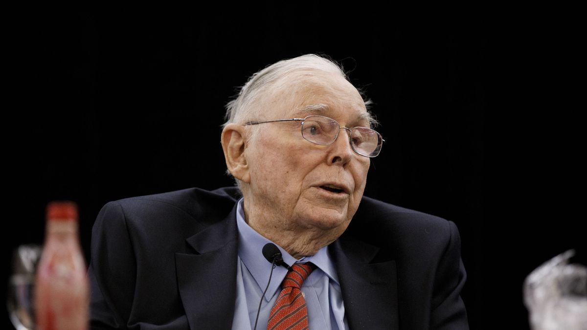 Miliarder Charlie Munger mieszkał przez 7 dekad w jednym domu