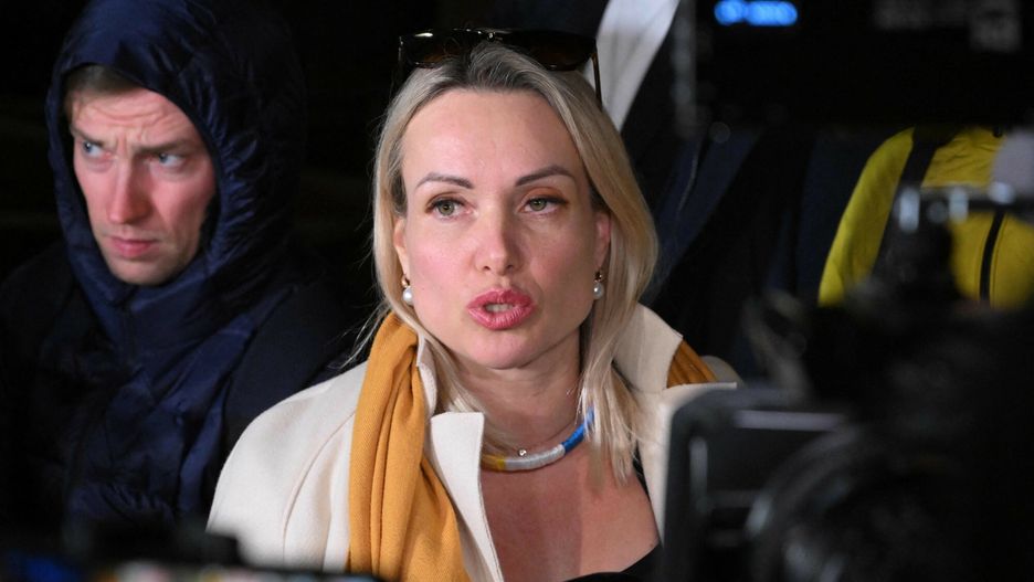 Marina Owsiannikowa zaprotestowała w rosyjskiej telewizji przeciw wojnie w Ukrainie