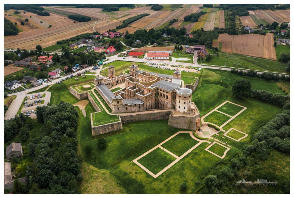 Zamek Krzyżtopór w Ujeździe