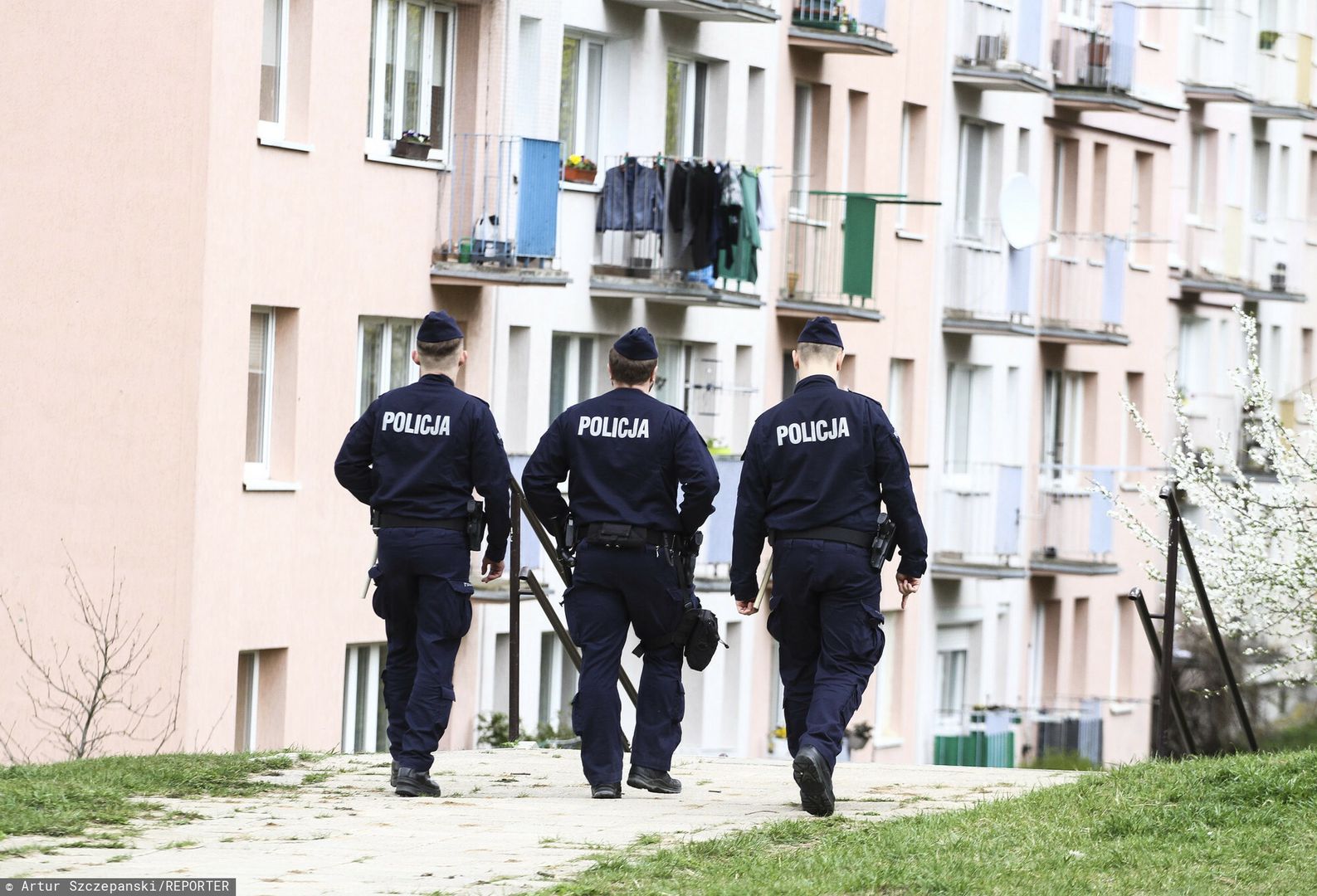 Przelali pieniądze na "bezpieczne konto". Tak wzbogacili się oszuści