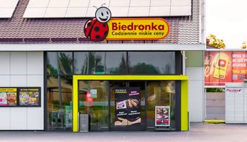 Zaczęło się 12.06 w Biedronce. "Limit dzienny - 4 sztuki"