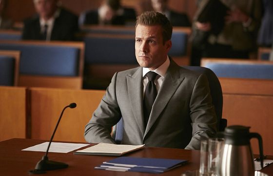 Ósmy sezon serialu "W garniturach". Rick Hoffman świętuje sukces