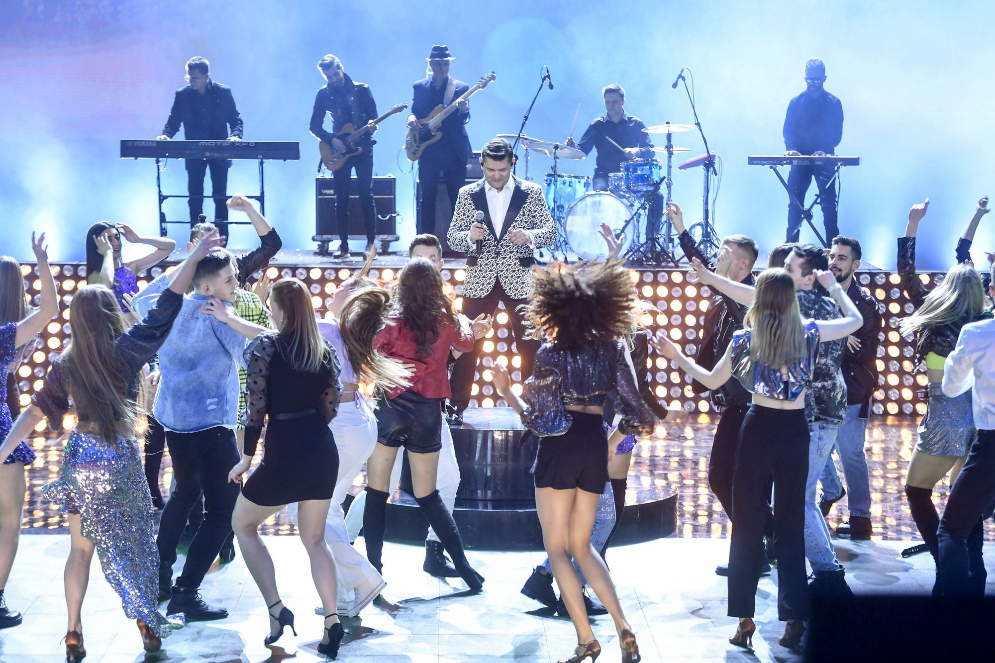 Zenek Martyniuk na Walentynkowym koncercie życzeń TVP w Teatrze Wielkim w Łodzi