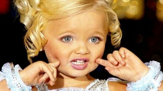 Jak 2-latka przypominała małą lalkę Barbie 