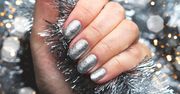 Masz krótkie paznokcie? Ten manicure będzie idealny na sylwestra