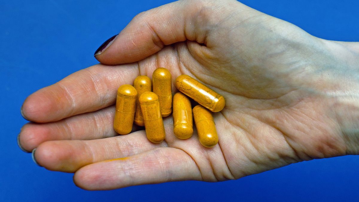 Kilkanaście przypadków uszkodzenia wątroby. To skutek zażywania jednego suplementu