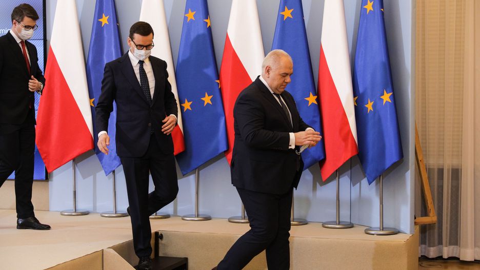 Mateusz Morawiecki i Jacek Sasin są w sporze