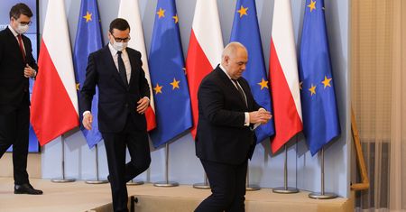 Kolejna część sporu w rządzie? Sasin przejął funkcję od premiera Morawieckiego