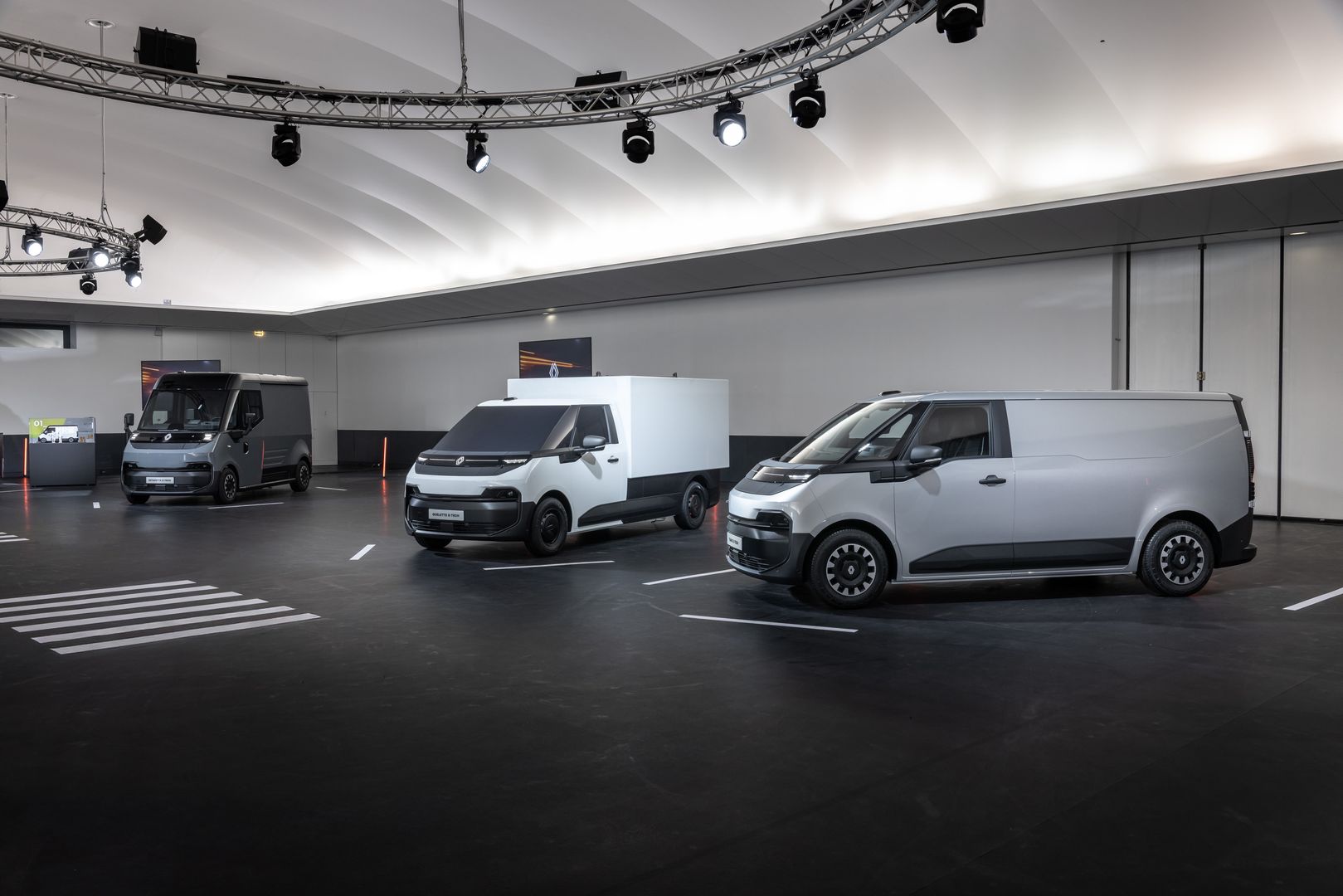 Renault pokazało nową linię modeli dostawczych "elektryków"