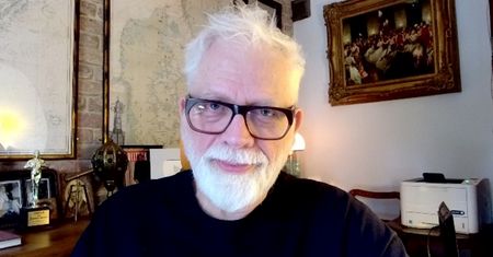 Tomasz Raczek w żałobie. "Byłeś moją miłością i aniołem stróżem"
