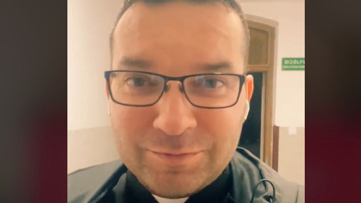 Ksiądz pokazał nagranie z imprezy. Tak bawiły się zakonnice. 