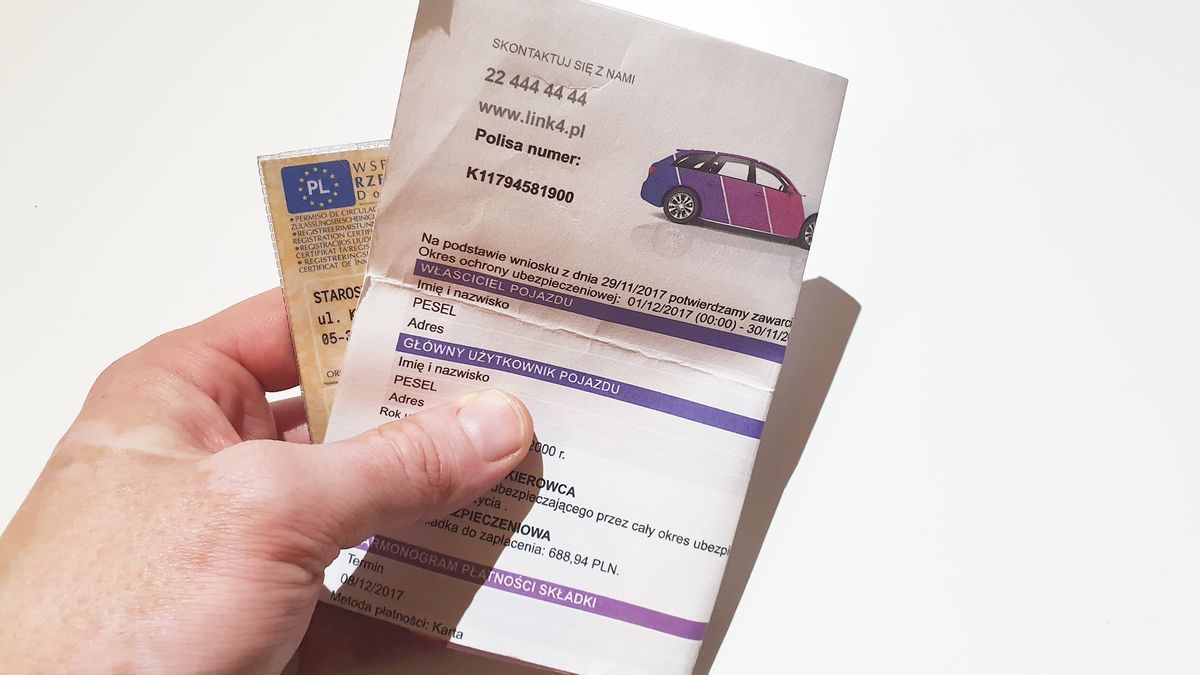 Fakt sprzedaży pojazdu należy zgłosić ubezpieczycielowi, by nie narażać się na konsekwencje finansowe.