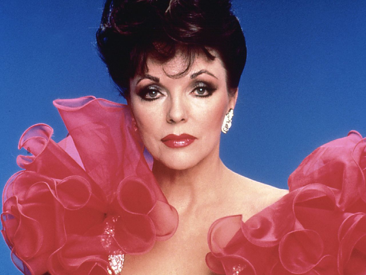 Joan Collins played the character Alexis in "Dynasty".