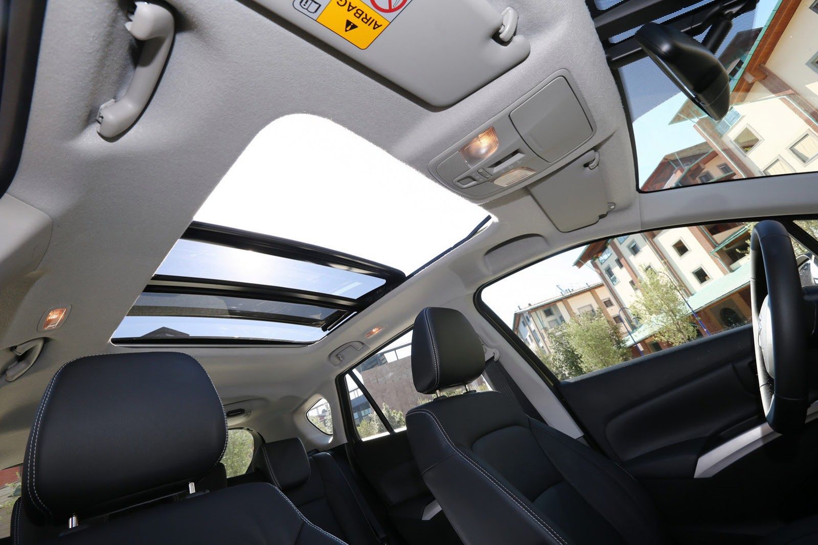 Nowe Suzuki SX4 - japoński crossover w szczegółach [galeria] 44