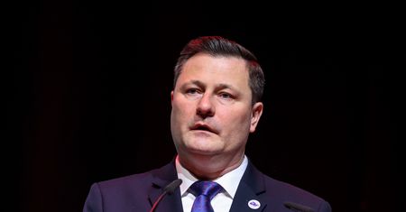 Incydent z rakietą Falcon 9. Minister reaguje. Chce wyjaśnień