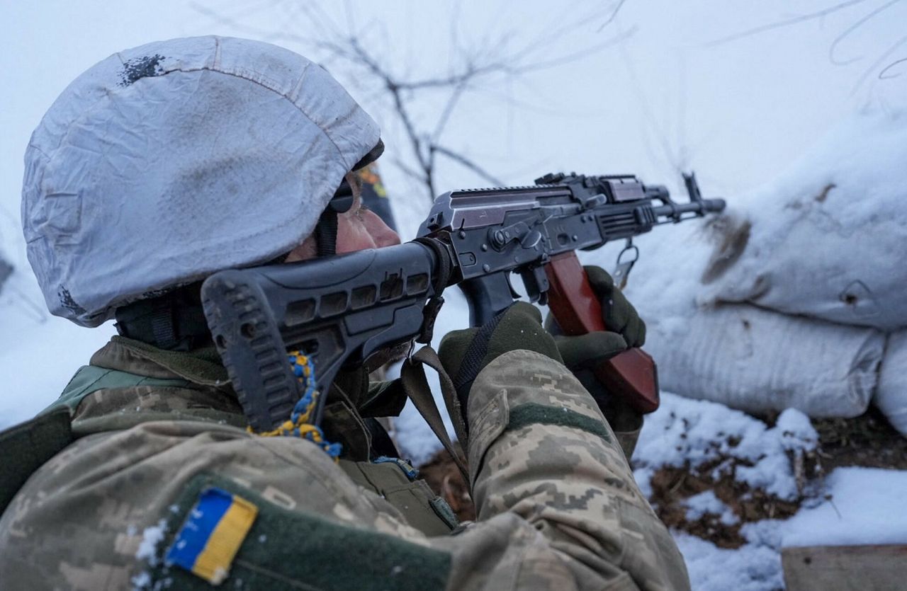 Szef MSW Ukrainy ostrzega separatystów: Będziemy strzelać