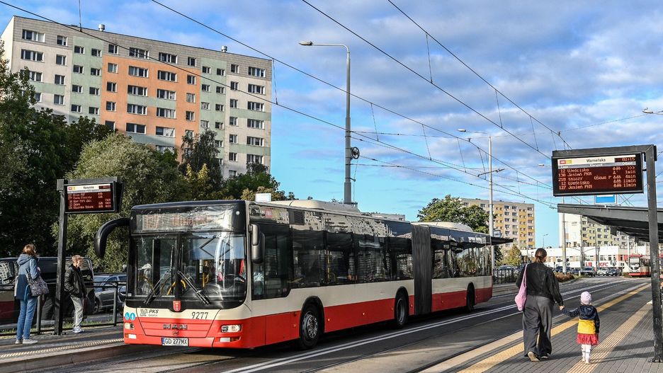Od poniedziałku, 3 listopada, zmienią się rozkłady jazdy wybranych linii autobusowych.