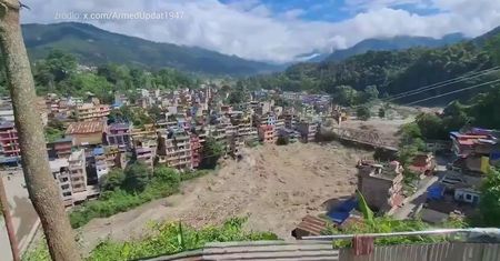 Tragedia w Nepalu. Siedem minut po trzęsieniu ziemi
