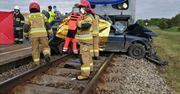 Tragedia koło Kętrzyna. Auto wjechało pod pociąg, ranne dziecko