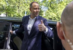 Kłótnia o zegarek Nawrockiego. Czy Błonie to polska marka?