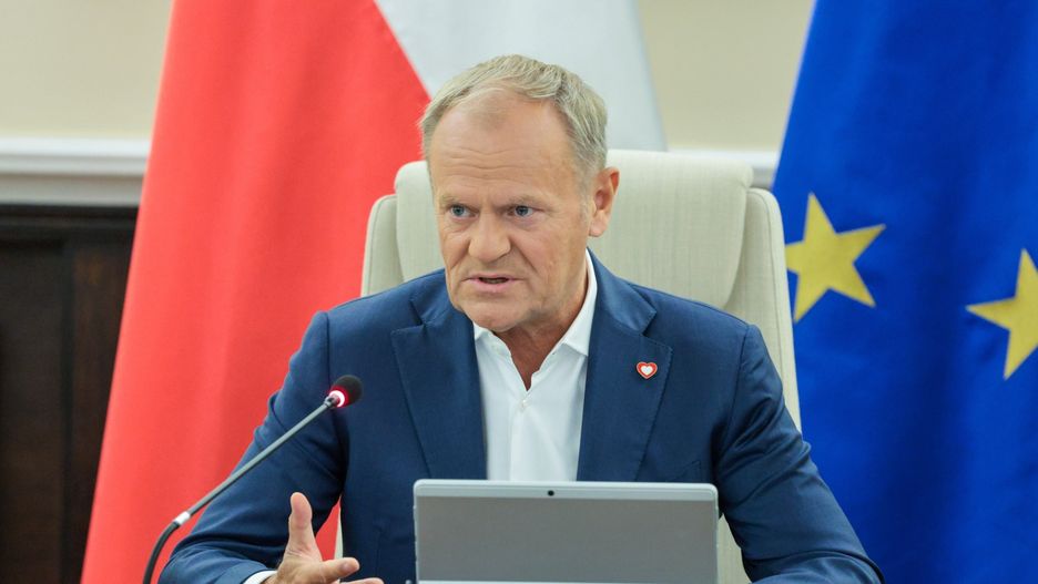 Donald Tusk
Warszawa, 24.06.2025. Premier Donald Tusk na posiedzeniu rz�du w siedzibie Kancelarii Prezesa Rady Ministr�w w Warszawie, 24 bm. Rada Ministr�w zajmie si� m.in. projektem zmian w Kodeksie Pracy oraz projektem ustawy o rynku kryptoaktyw�w. (amb) PAP/Szymon Pulcyn
Szymon Pulcyn
kancelaria, KPRM, obrady, polityk, polityk polityka, polityka, posiedzenie, rada ministr�w, rady ministr�w, rz�d, rz�d Tuska, rz�du