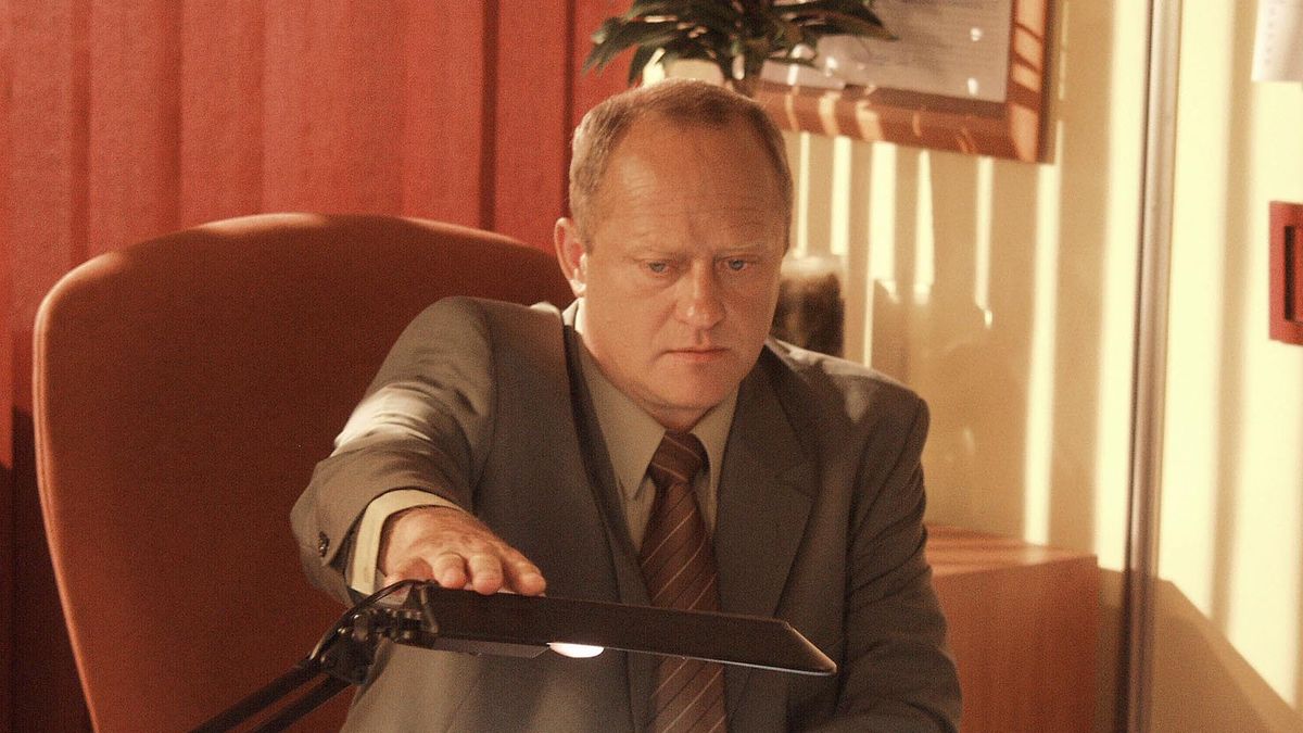 Edward Żentara w serialu "Fala zbrodni"