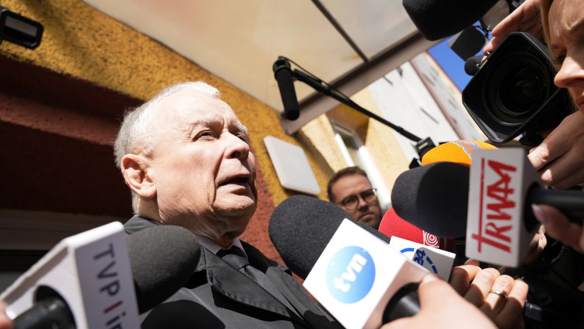 Jaros?aw Kaczy?ski w prokuraturze
03.04.2025 Warszawa Przesluchanie Jaroslawa Kaczynskiego w prokuraturze okregowej w Warszawie fot Marysia Zawada/REPORTER
N/z: Jaroslaw Kaczynski
Marysia Zawada/REPORTER