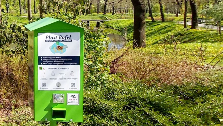 Gliwice. W mieście stanęły Ptasie Bufety.