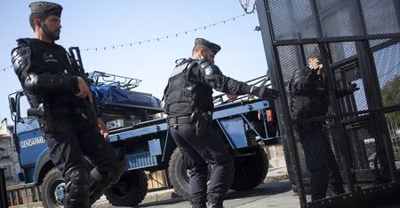 Morderstwo pod Paryżem. Trwa wielka akcja policji