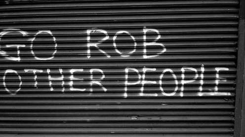 Znany serwis aukcyjny oszukiwał klientów? Policja szuka pokrzywdzonych 1