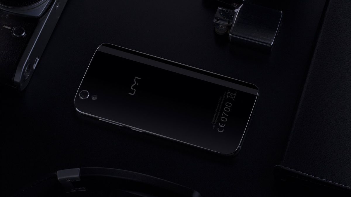 UMi Diamond w Polsce. Jego ekran ma wytrzymać upadek z wysokości 1,5 m 1