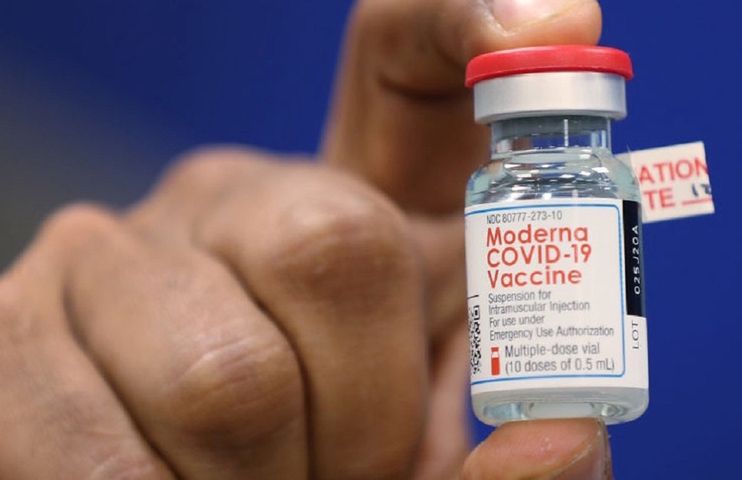 Szczepionka Moderny działa na nowe warianty