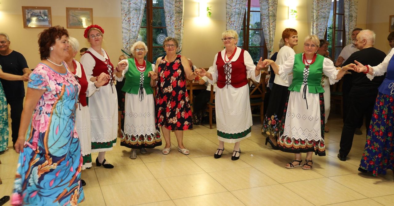 Kamieniec: "A mnie jest szkoda lata..." - XII Spotkanie Zespołów Śpiewaczych i Muzycznych