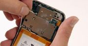 UE wymusi wprowadzenie wymiennych baterii w iPhone'ach i iPodach?