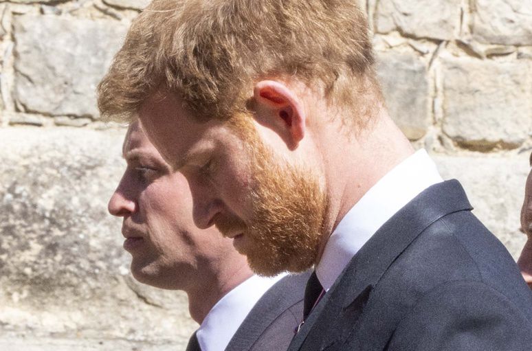 Książę William i Harry na pogrzebie księcia Filipa