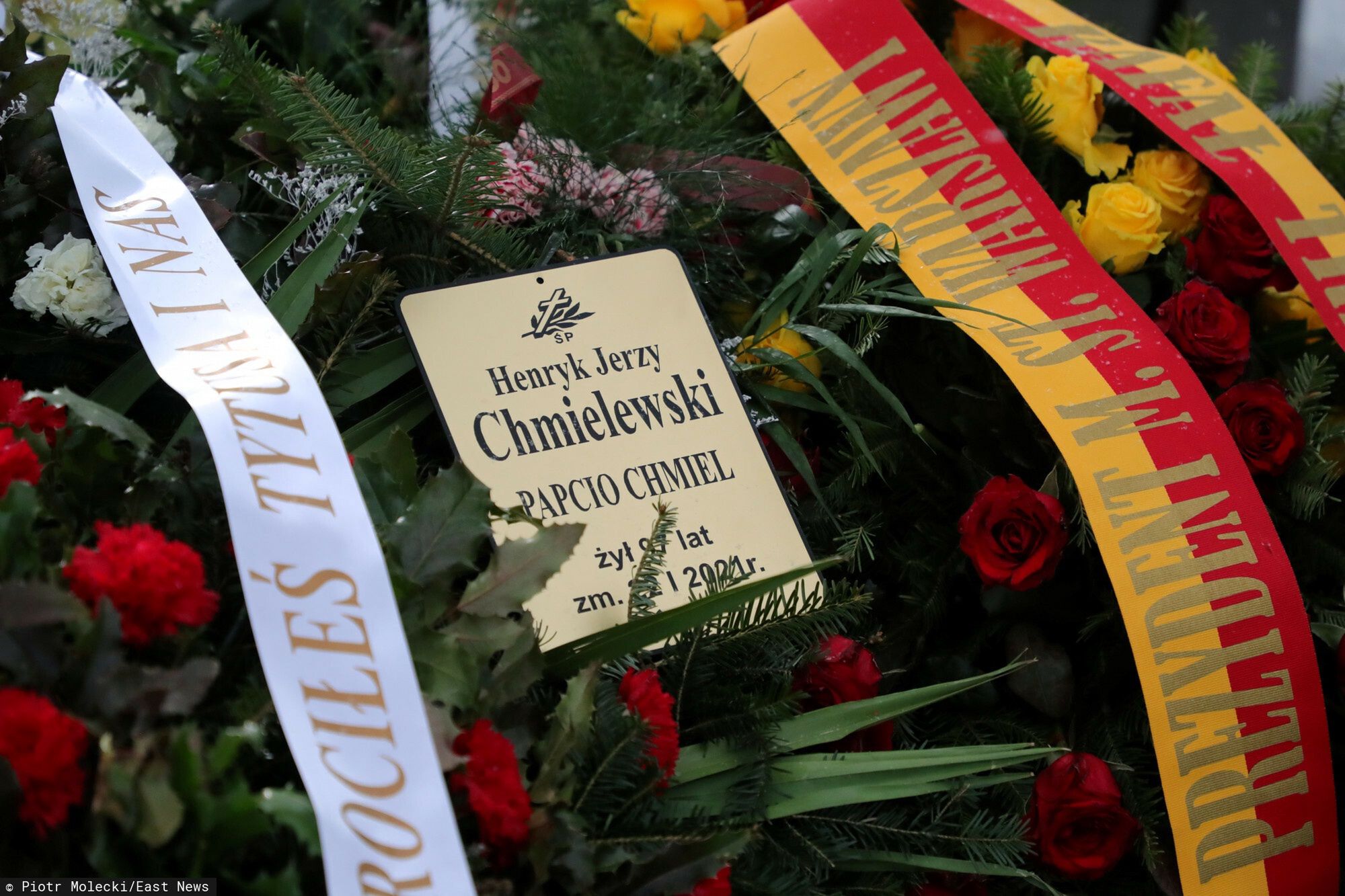 Tak wyglądał pogrzeb Papcia Chmiela. Pożegnano go z honorami