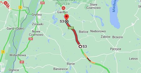 7 aut zderzyło się w drodze nad morze. S3 zablokowana